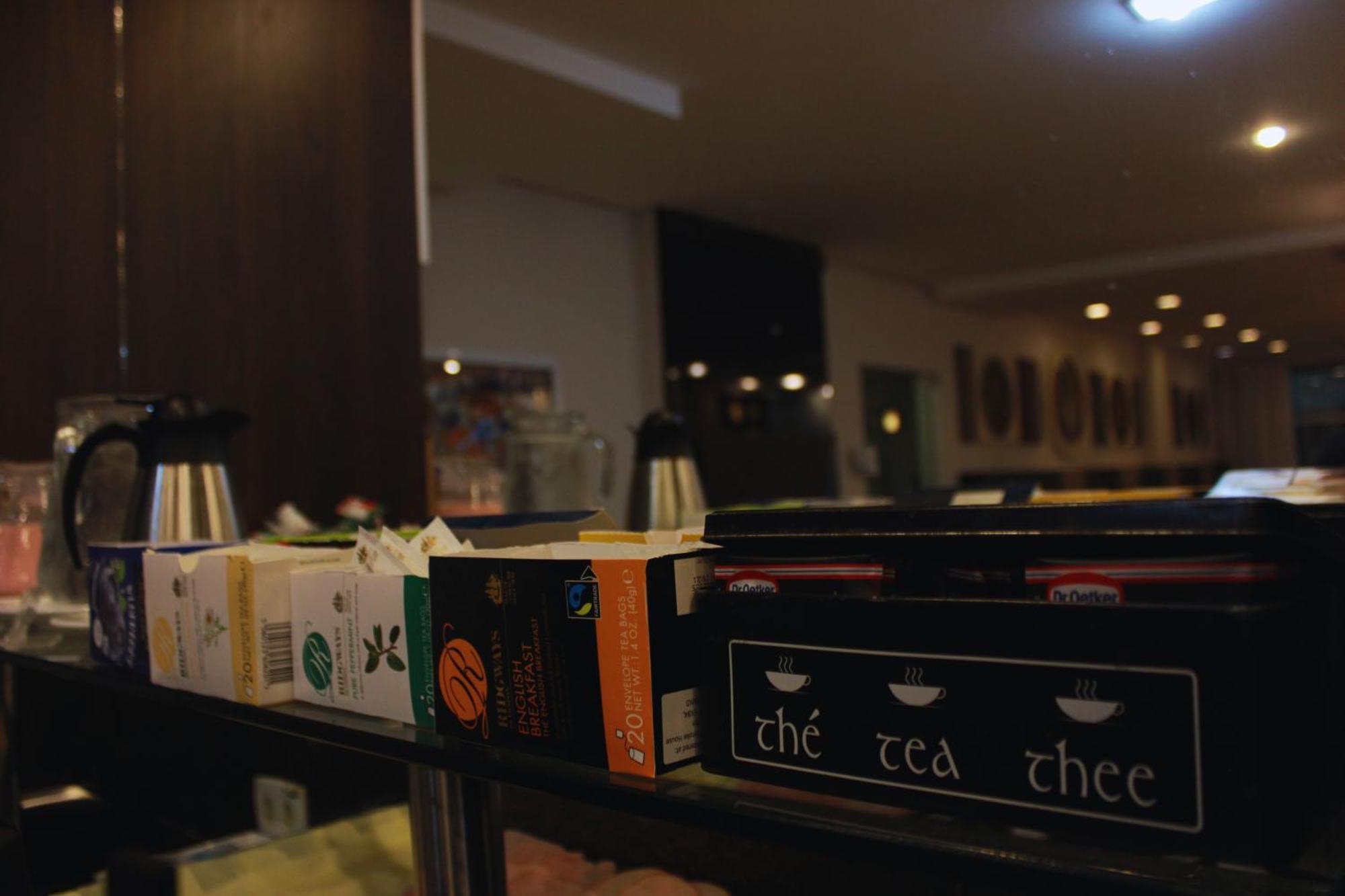 Gontijo Inn Hotel Itajubá Buitenkant foto Tea shop in Paris